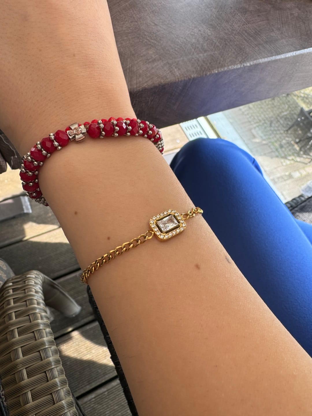 Customer photo review of Viviene Armband | 18K vergoldet
