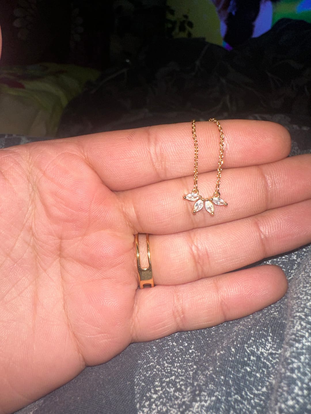 Customer photo review of Tiffany Crystal Leaf Pendant Necklace