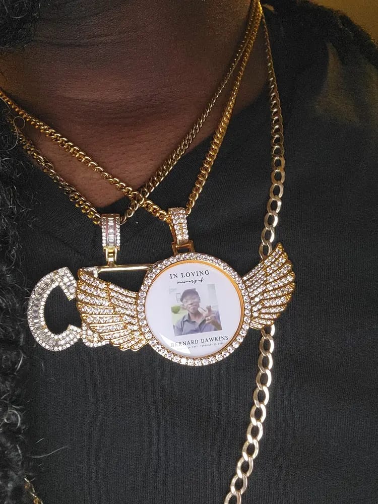 Customer photo review of Custom PPICTURE Wings Round Pendant