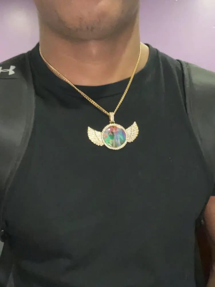 Customer photo review of Custom PPICTURE Wings Round Pendant