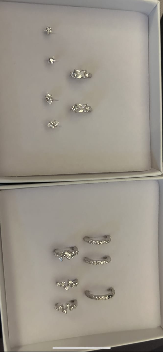 Customer photo review of STELLA Crystal Star Cartilage Stud - Threadless