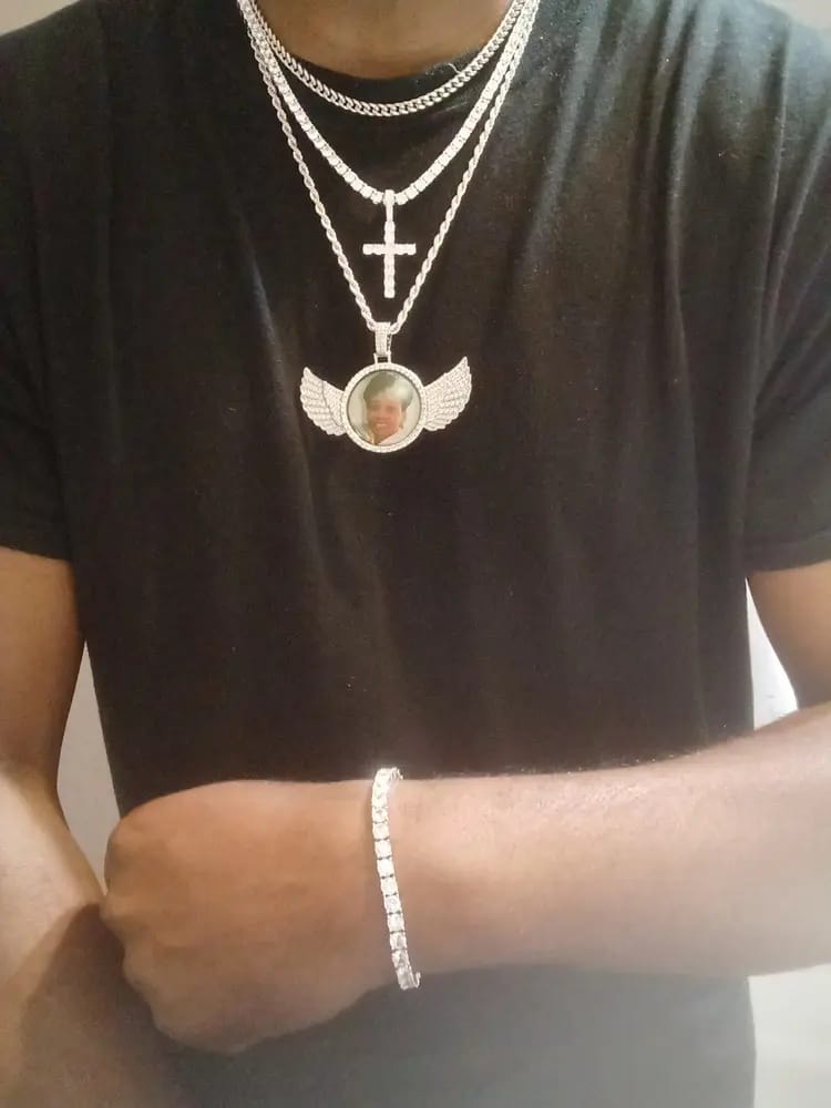 Customer photo review of Custom PPICTURE Wings Round Pendant