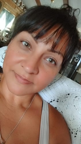 Customer photo review of Hidrocor MEL Prescription Colored Contact Lenses