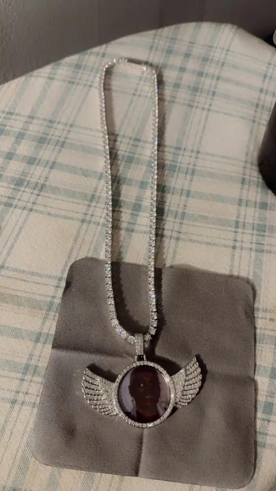 Customer photo review of Custom PPICTURE Wings Round Pendant