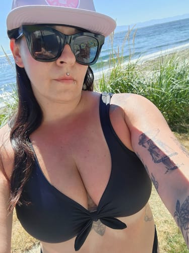 Customer photo review of 'Dream' Bikini Top