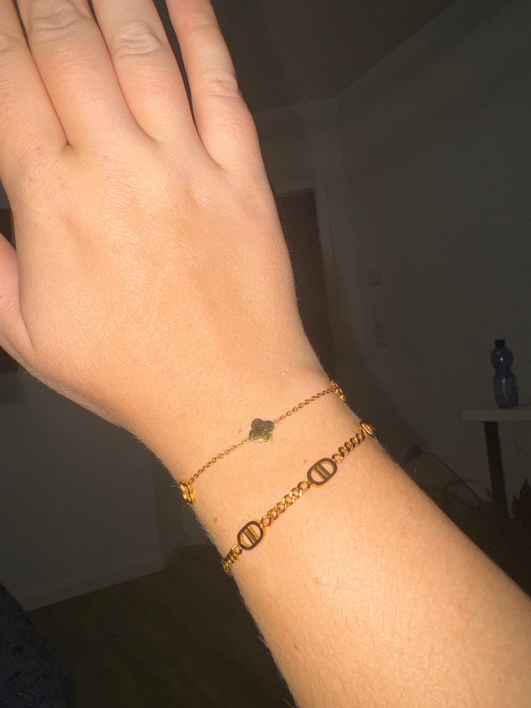 Customer photo review of Clover Armband | 18K vergoldet