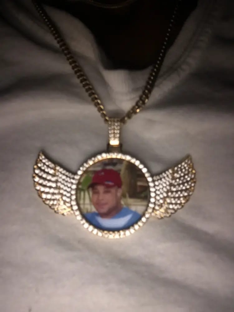Customer photo review of Custom PPICTURE Wings Round Pendant