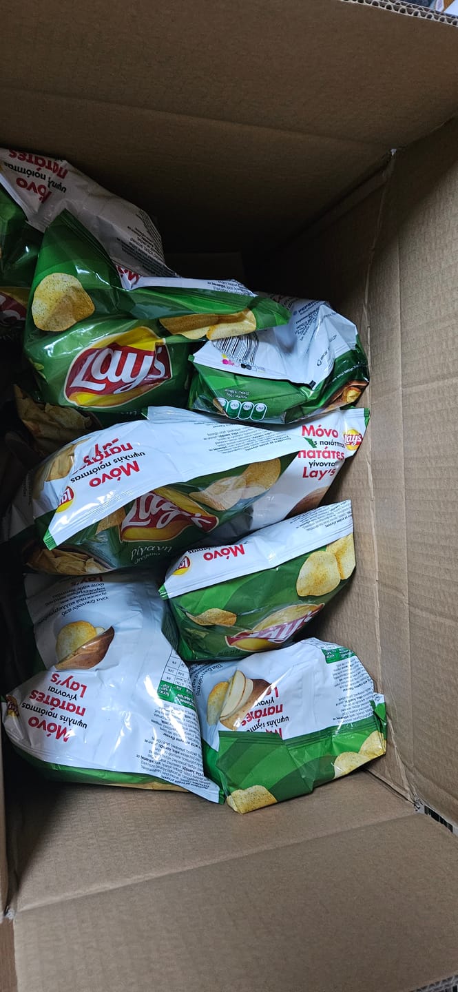 Customer photo review of Lays Chips with oregano - 140g