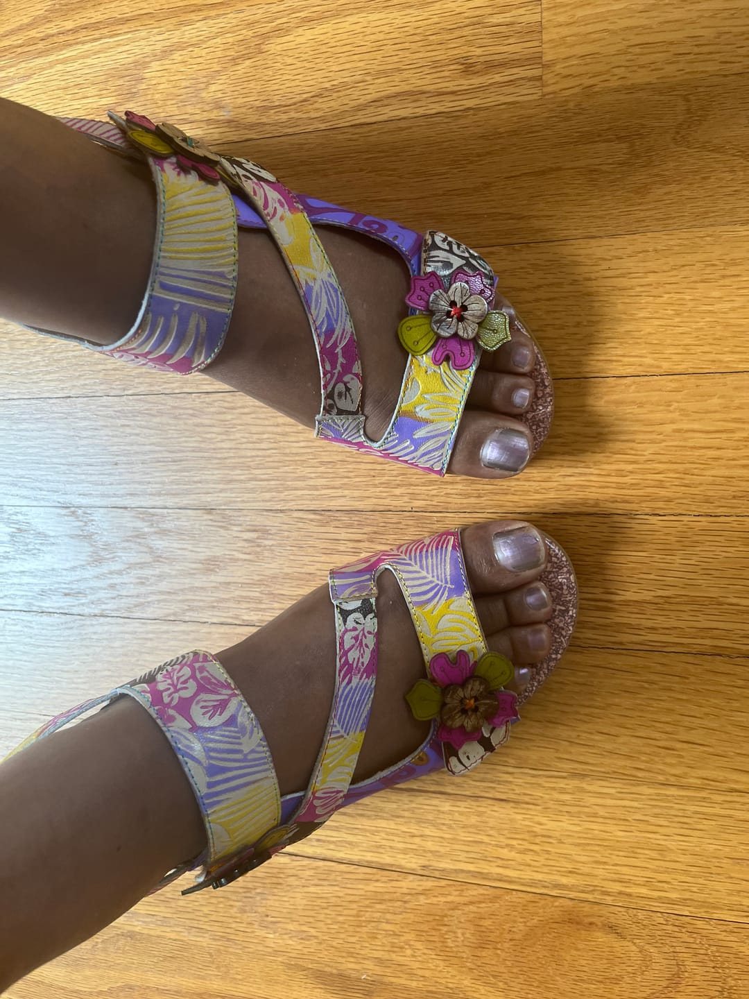 Customer photo review of Handmade Leather Colored Stripe Heel Comfy Sandals