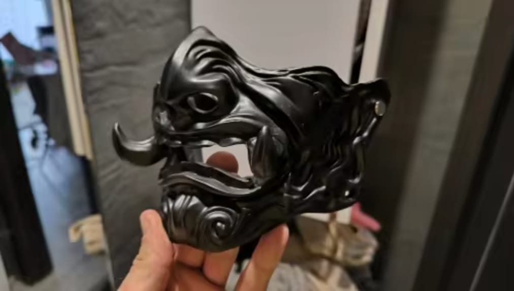 Customer photo review of Samurai Oni Mask