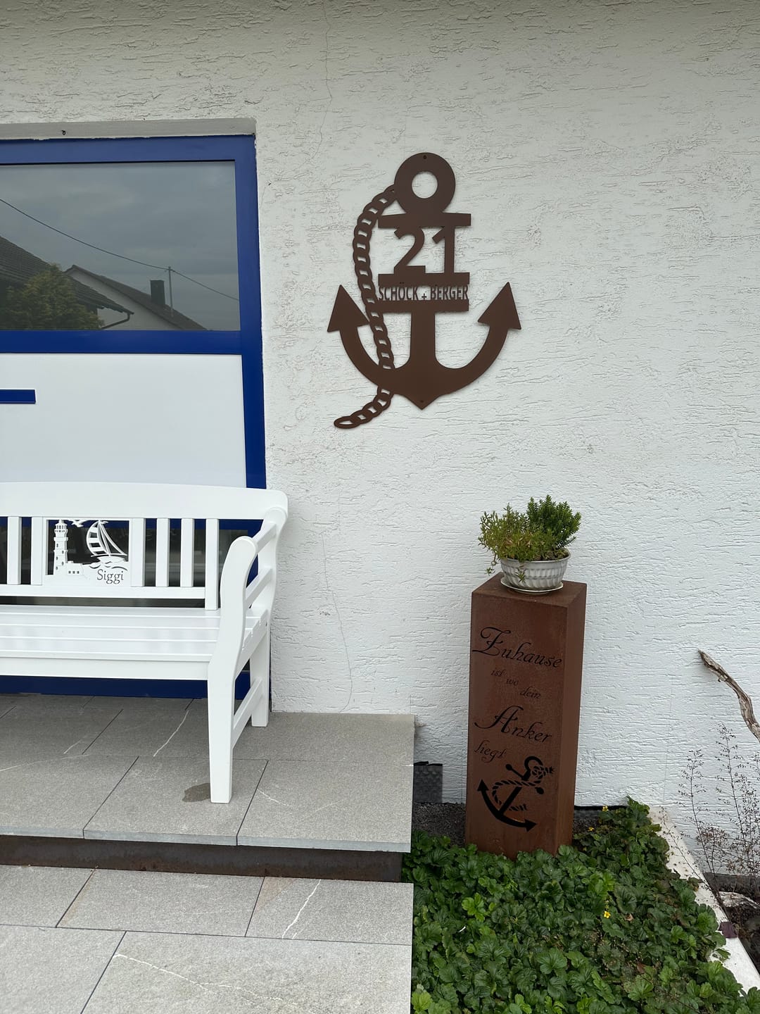 Customer photo review of Anker-Hausnummer mit Ankerkette (personalisierbar)