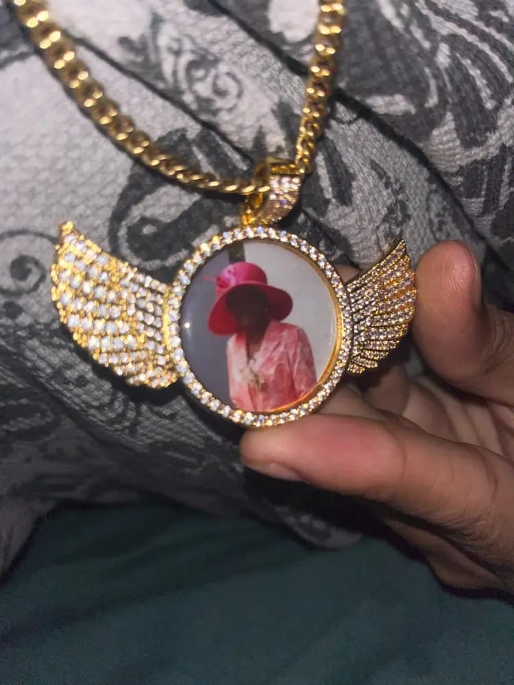 Customer photo review of Custom PPICTURE Wings Round Pendant