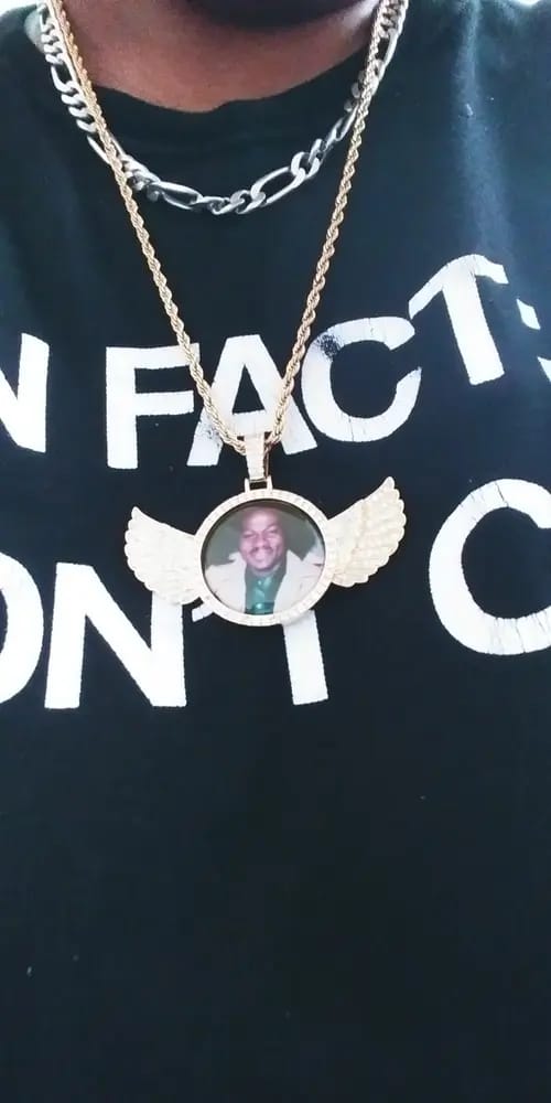 Customer photo review of Custom PPICTURE Wings Round Pendant