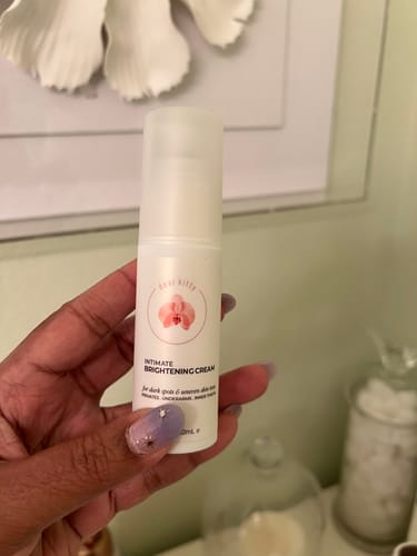Customer photo review of Intimate Lightening Cream
