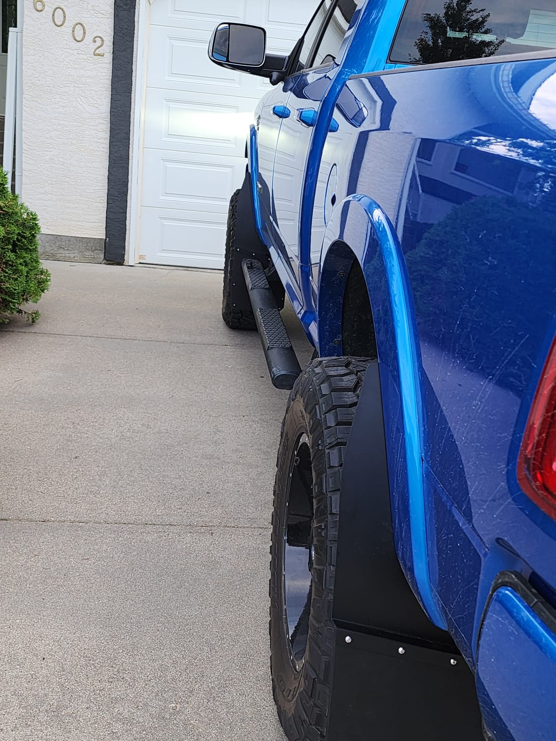 Customer photo review of Trigger Industries Standard Height Mud Flaps