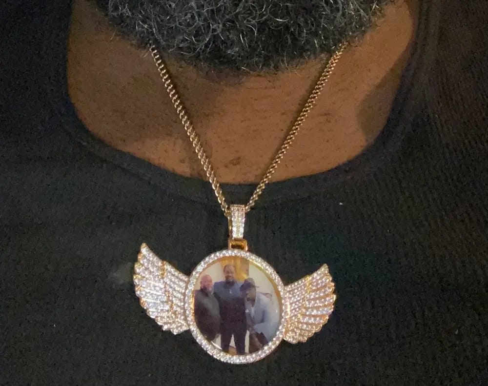Customer photo review of Custom PPICTURE Wings Round Pendant