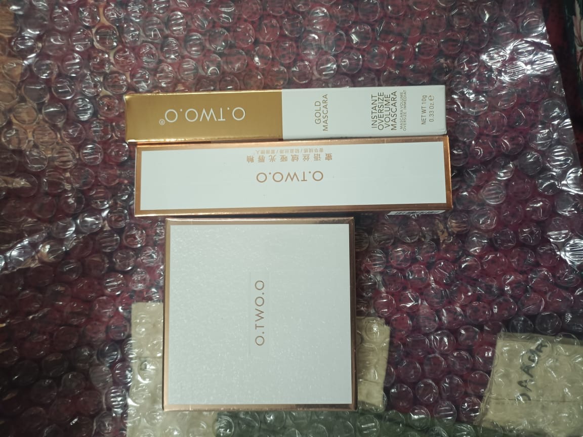 Customer photo review of O.TWO.O GOLD MASCARA