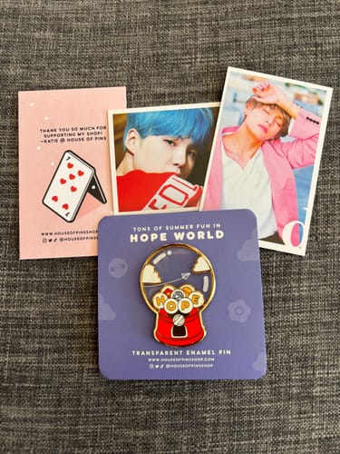 Customer photo review of Hope World Transparent Pin