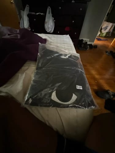Customer photo review of "The Eye" Tee