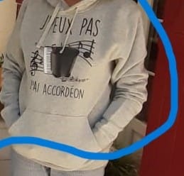 Customer photo review of J'peux pas J'ai Accordéon – Sweat à capuche