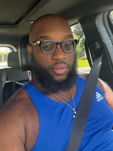 Customer photo review of Respected Roots Beard Conditioner - Tropical Scent (4 oz.)