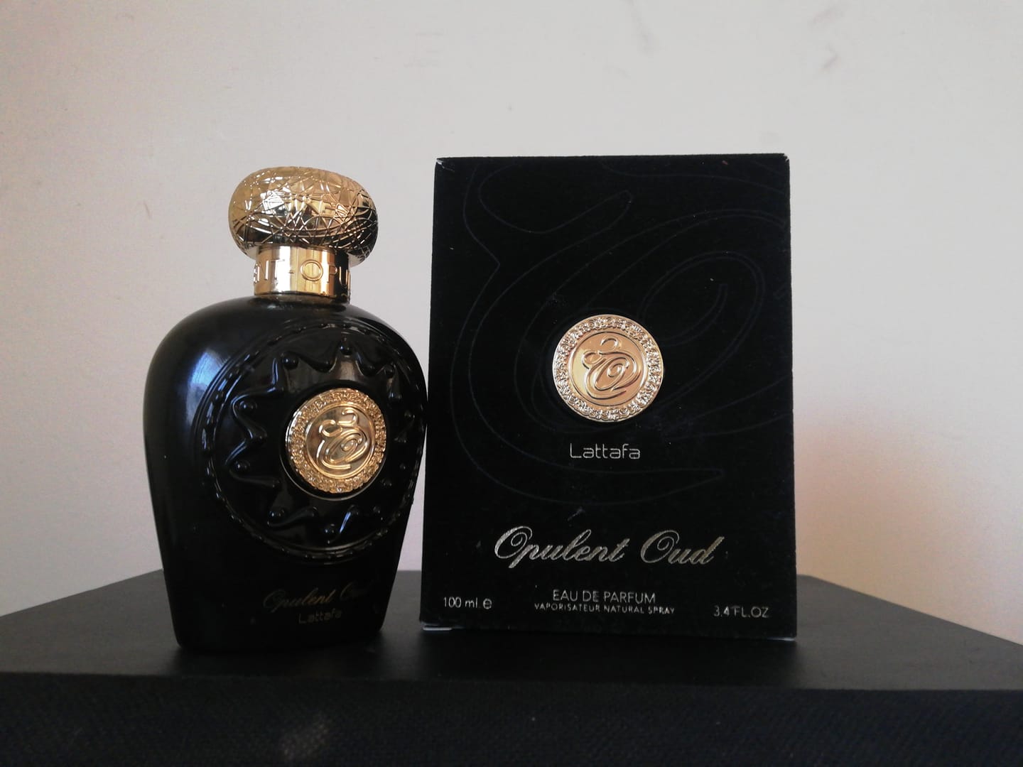 Customer photo review of Opulent Oud By Lattafa