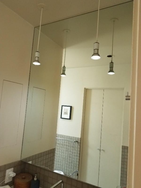 Customer photo review of Medium Base (E26) Glazed Porcelain Lamp Socket