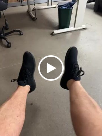 Customer video review of Yarrow - Barefoot Shoes