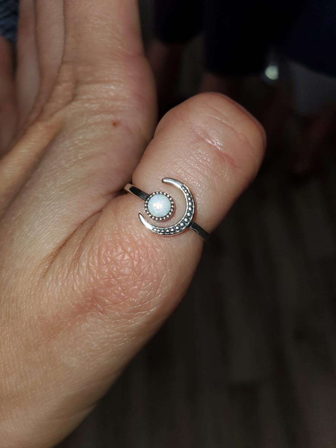 Customer photo review of Anillo Lunar