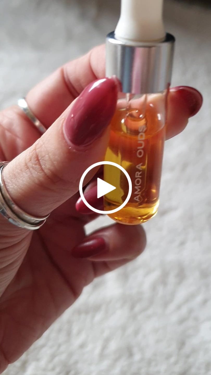 Customer video review of Oud Royale | Inspired by Oud Ispahan