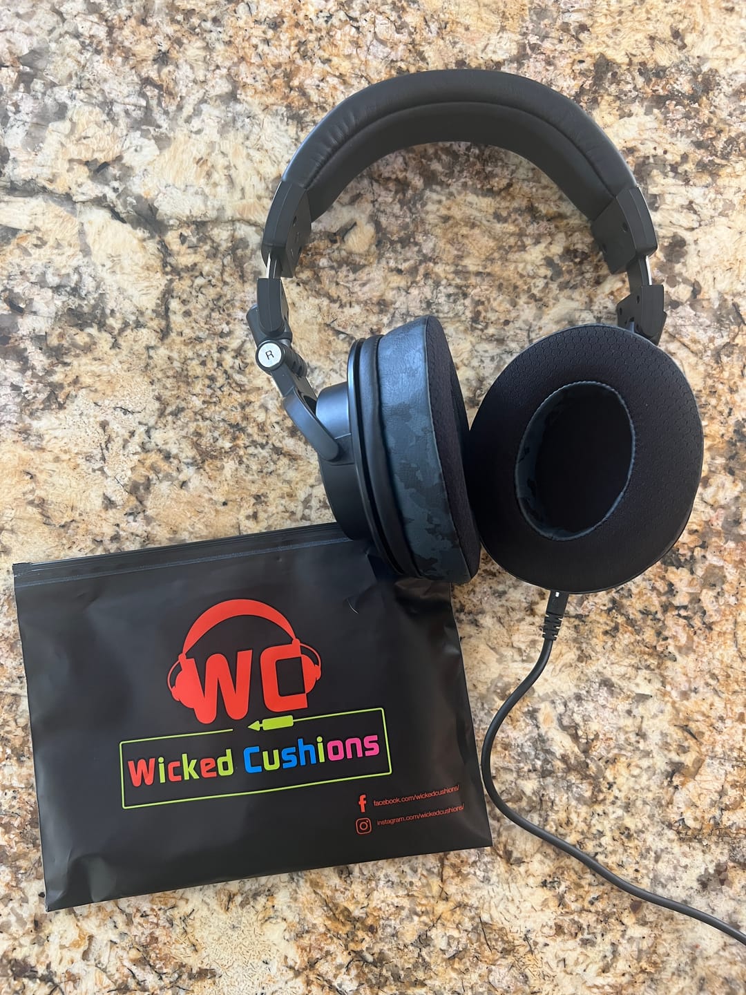 Customer photo review of WC FreeZe - Hybrid Cooling Gel Infused Ear Pads for ATH M50X