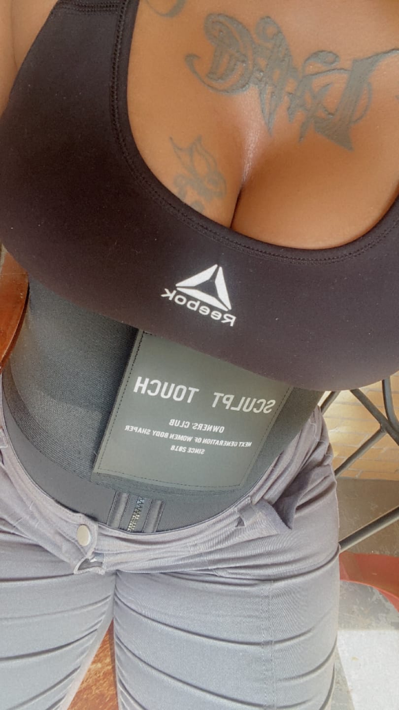 Customer photo review of Sauna Hourglass Girdle-Sweat Max