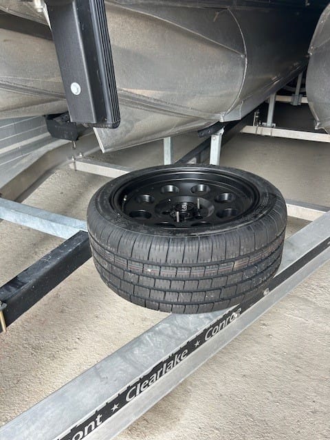 Customer photo review of 3/8 Inch Diameter U-Bolts - Square