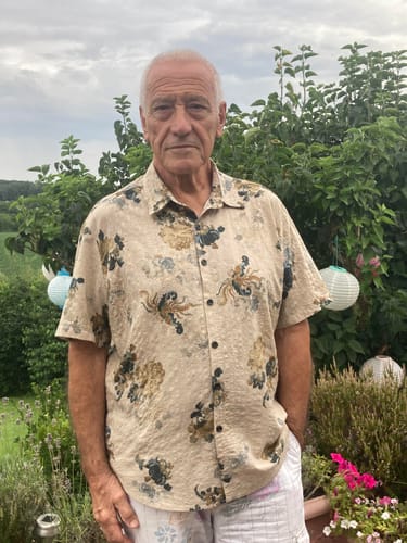 Customer photo review of Chemise boutonnée à manches courtes en coton à imprimé floral kaki pour homme