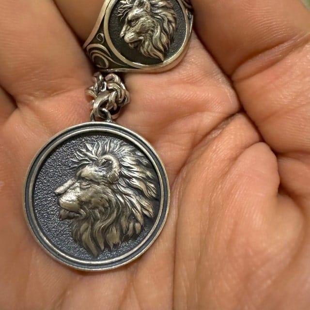 Customer photo review of Lion Head Necklace