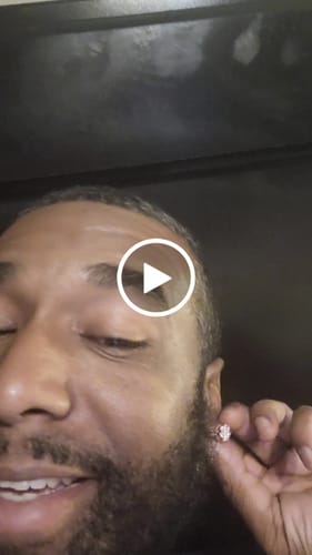 Customer video review of Diamond Flower Cluster Stud Earrings 14K Gold | 10MM