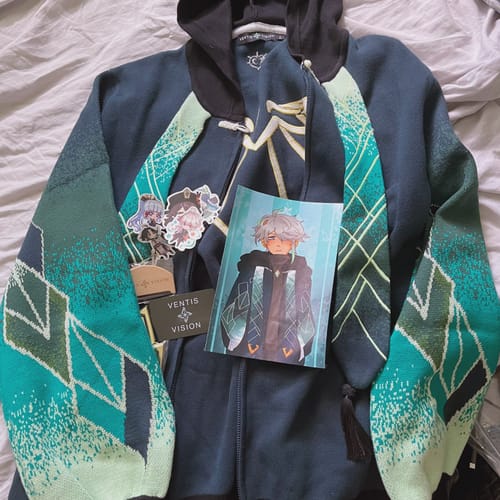 Customer photo review of Genshin Zipper Hoodie [In-Stock]