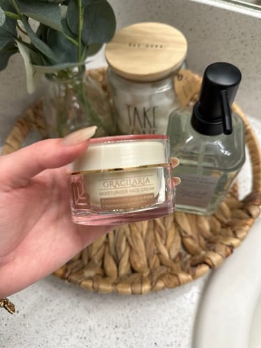 Customer photo review of Anti-Aging Cream Moisturizer for Wrinkles
