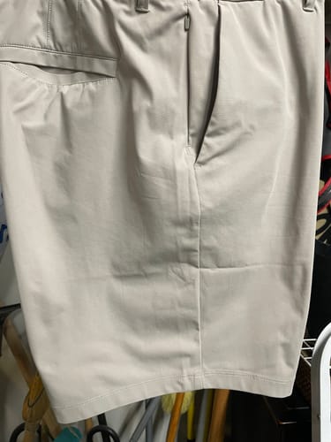 Customer photo review of Versatile Stretch Short 9"