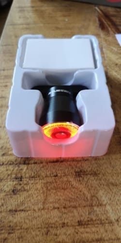 Customer photo review of NEW - Feu arrière pour Vélo avec Détecteur de freinage Brakey™ - 25,99€ - NEW