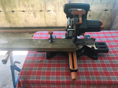 Customer photo review of Scie à onglet électrique 210mm Evolution R210SMS-300+ avec lame multi-matériaux TCT