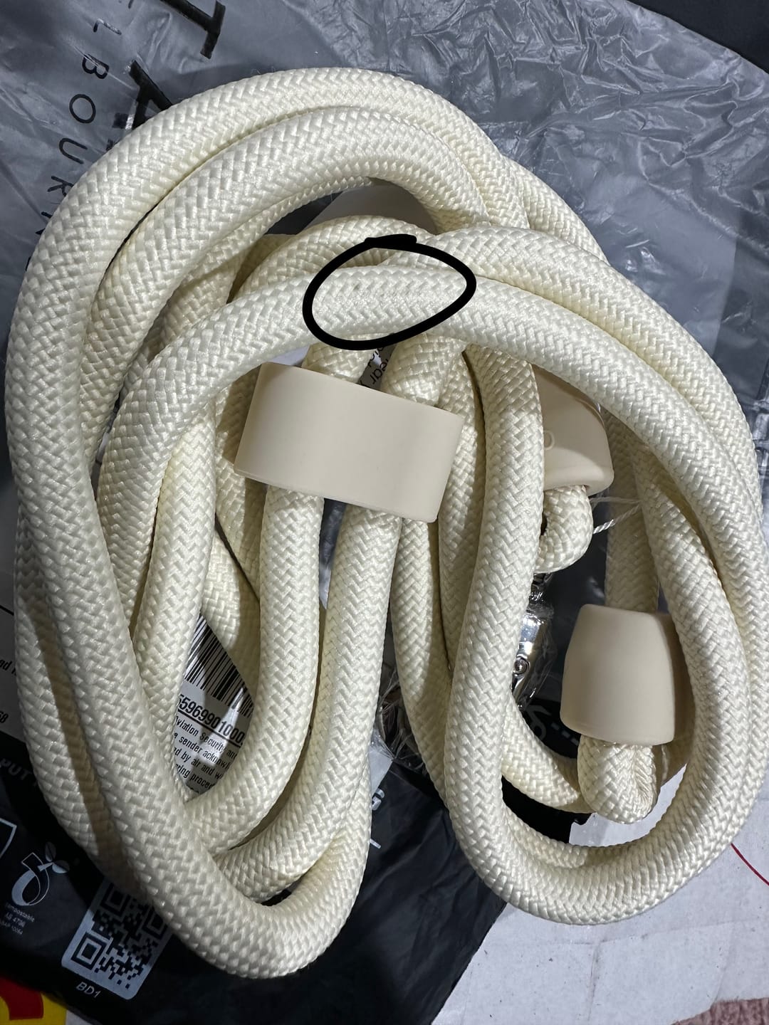 Customer photo review of HANDS FREE LEAD - Cream