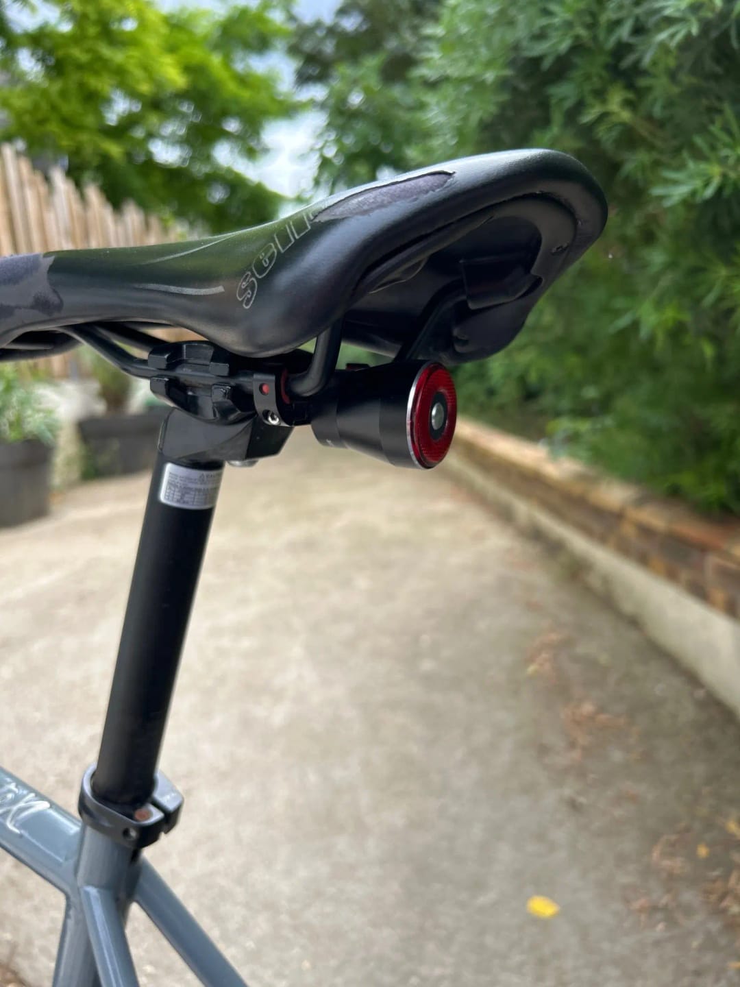 Customer photo review of NEW - Feu arrière pour Vélo avec Détecteur de freinage Brakey™ - 25,99€ - NEW