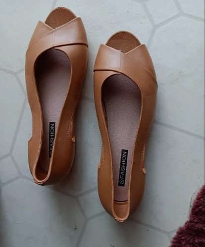 Customer photo review of OTTAWA™ PREMIUM ORTHOPEDIC COMFY SANDALS