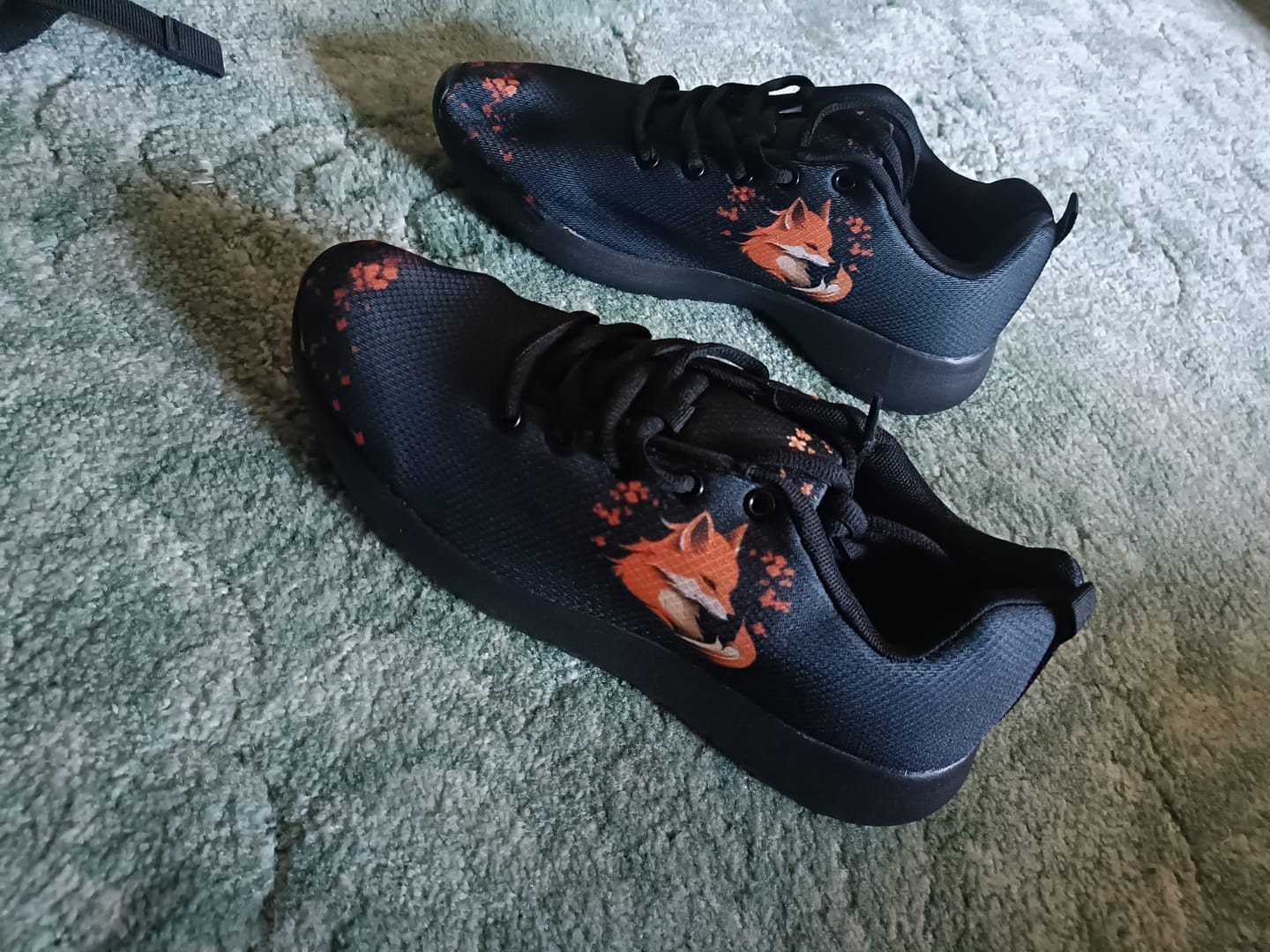 Customer photo review of Sneakers Kitsune
