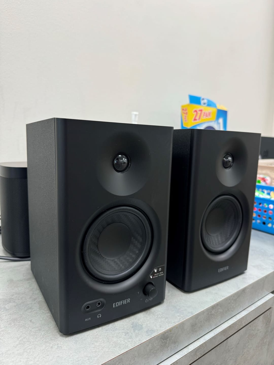 Customer photo review of MR4 Powered Studio Monitor