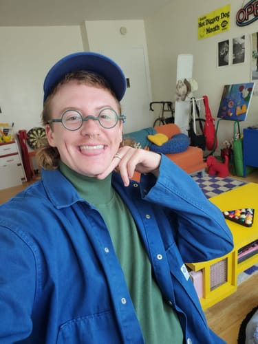 Customer photo review of Gem | Round/Green/Acetate