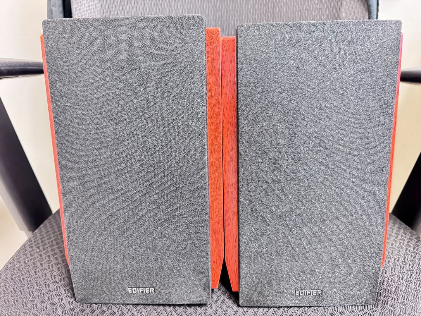 Customer photo review of R1700BT Multifunctional Speakers