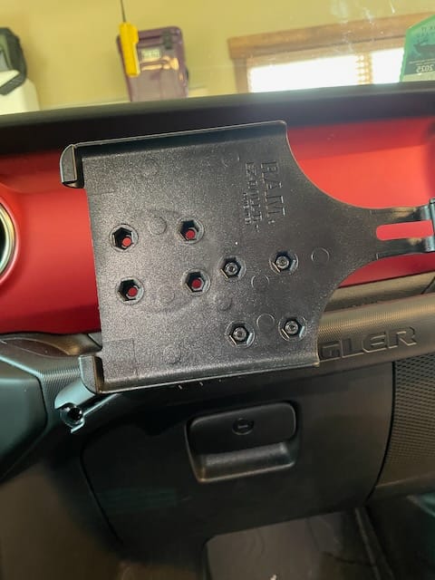Customer photo review of JL/JLU Grab Bar Ball Mount