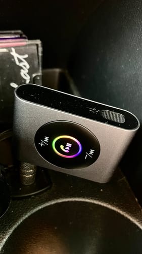 Customer photo review of Wegman Bluetooth Receiver - BT 5.3 - Bluetooth Auto via 3.5MM AUX - Handsfree bellen - Bluetooth Audio Adapter - Carkit - Bluetooth Ontvanger